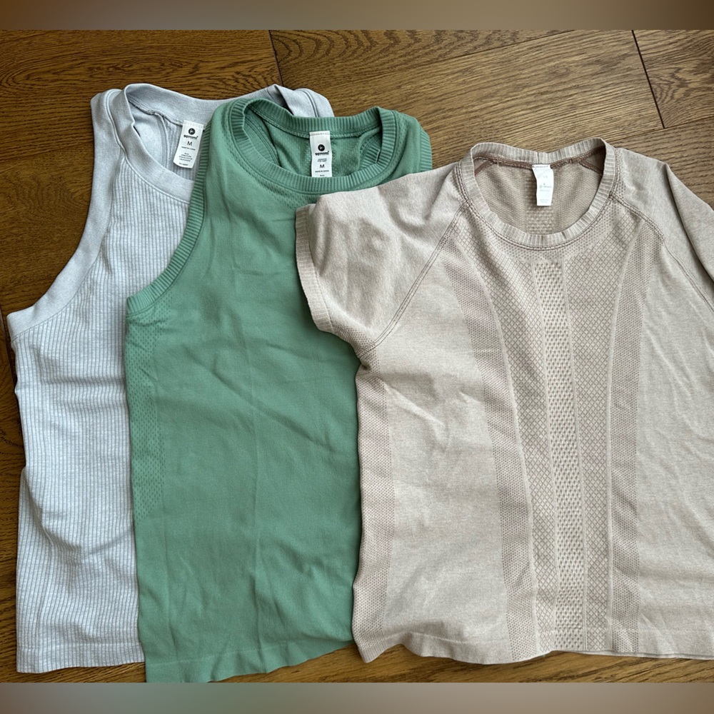 Seamless tops